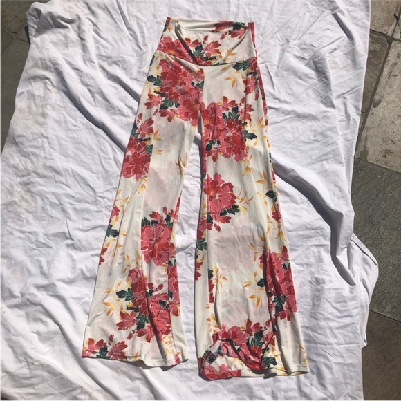 Floral Pants - Picture 6 of 7